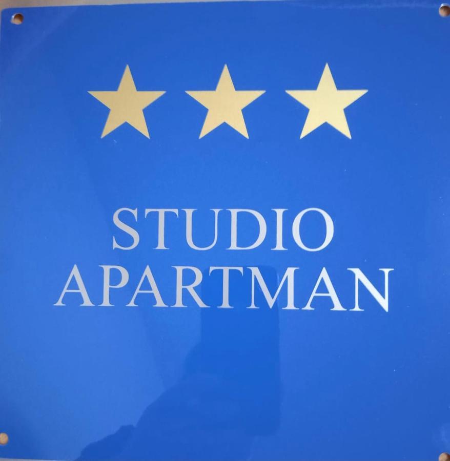 קארלובץ Studio Luna Appartement מראה חיצוני תמונה